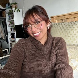 Meet your Posher, Thalia